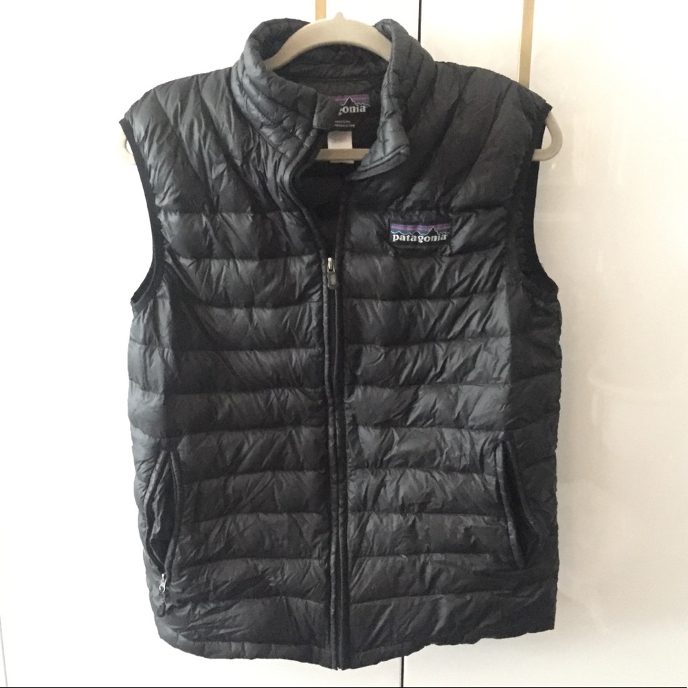 Men’s Patagonia Vest - medium